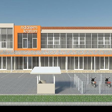 Ndalem Kraton Hotel Sidoarjo Zewnętrze zdjęcie